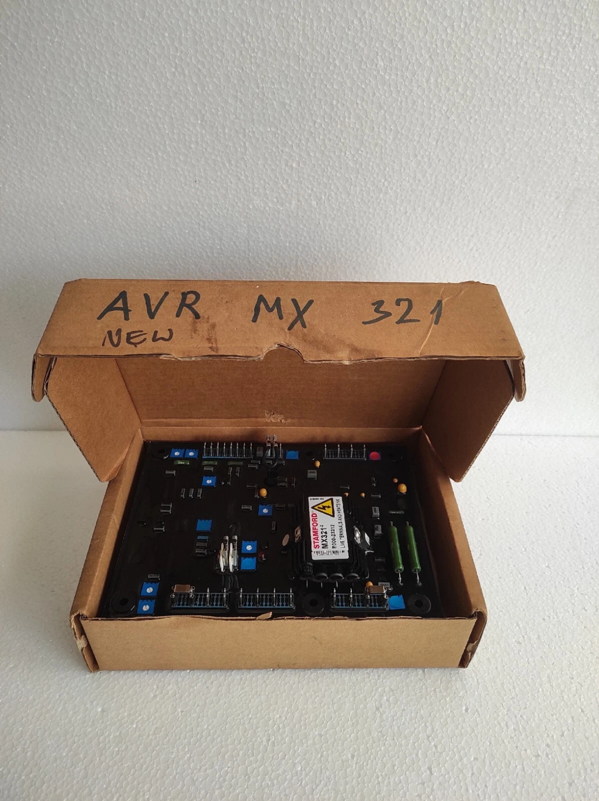 Newage Stamford mx321-2 / MX 321-2 Automatic Voltage Regulator E000-23212